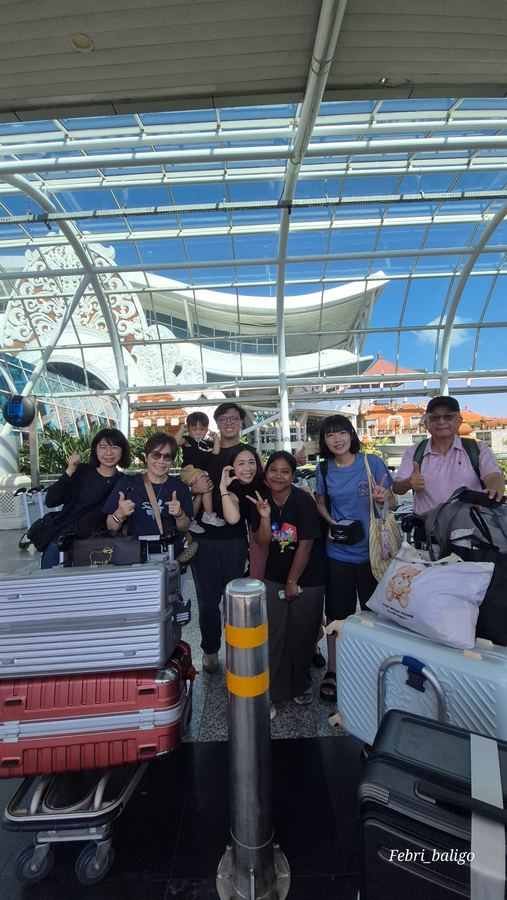 Meeting a group at Bali airport